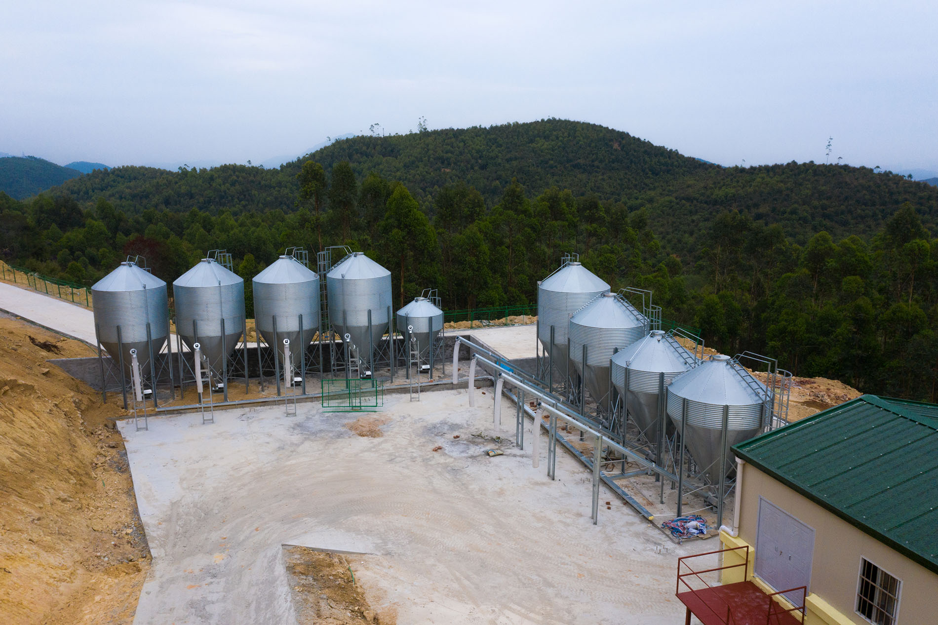 مشروع Aonong 10,000 Sos Farm EPC